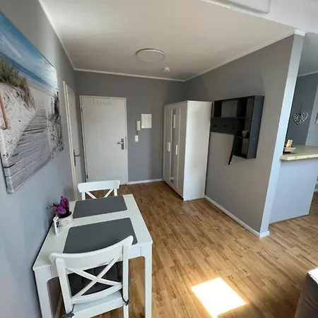 Schoene Helle Dg In Der Altstadt Apartment